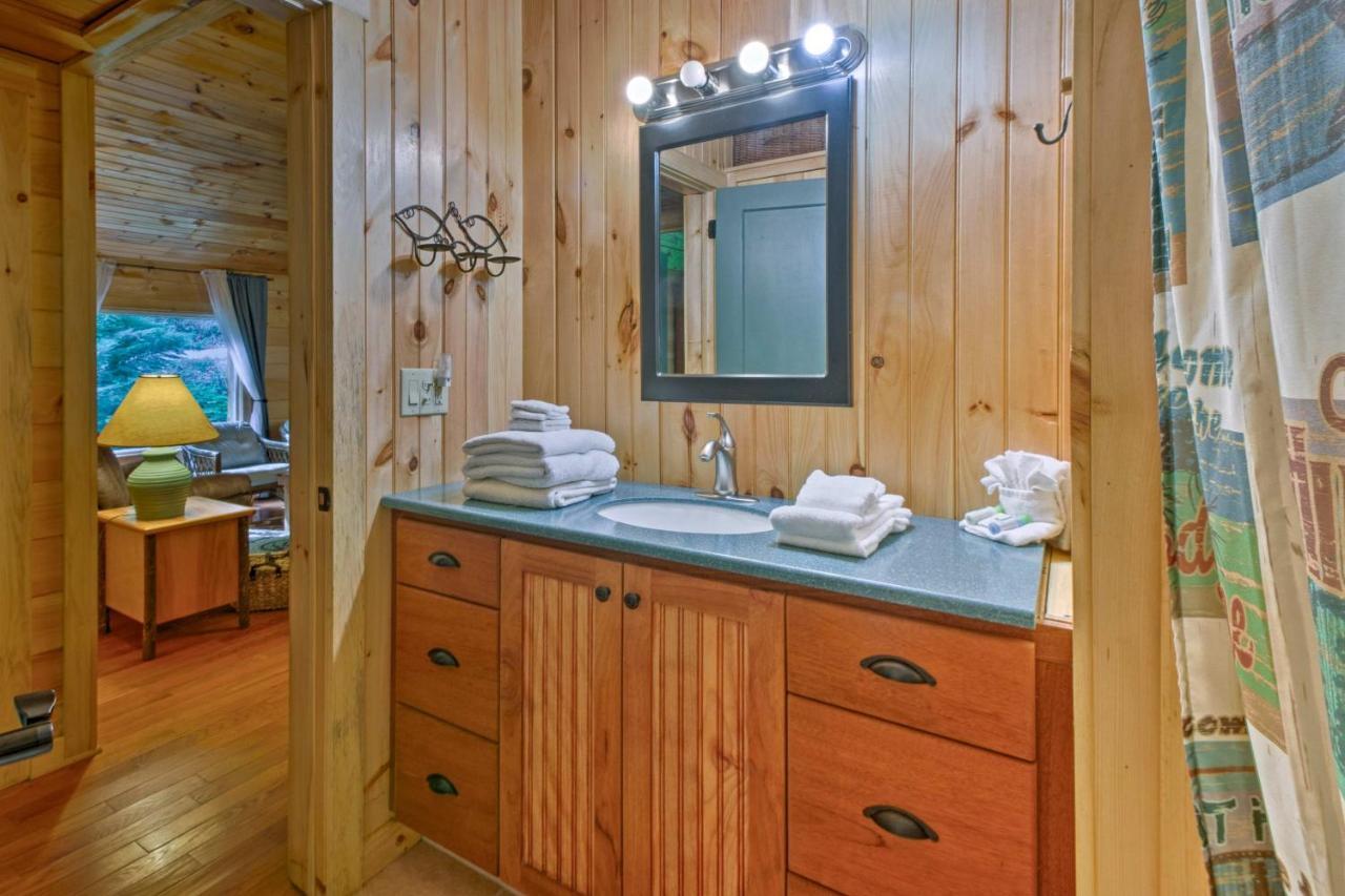 Bryson City Cabin With Fire Pit On Coopers Creek! Eksteriør billede