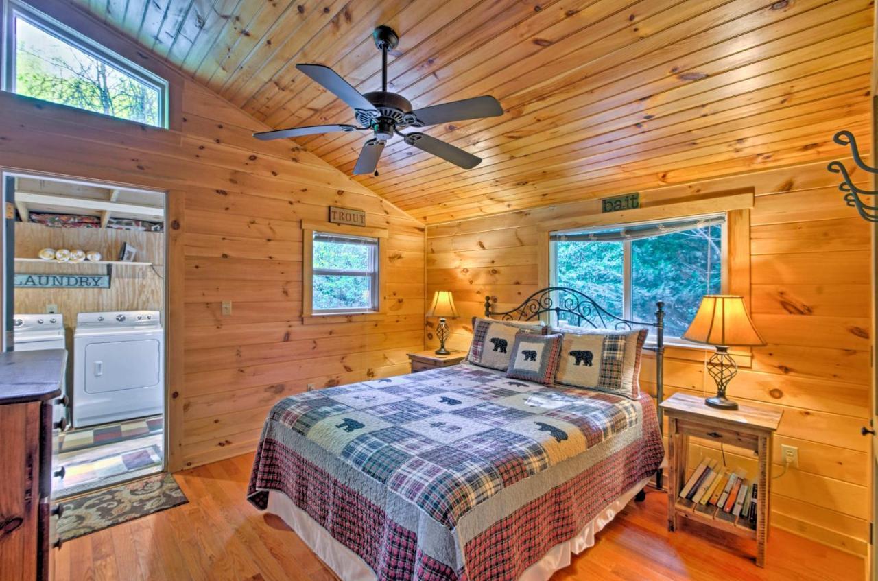 Bryson City Cabin With Fire Pit On Coopers Creek! Eksteriør billede
