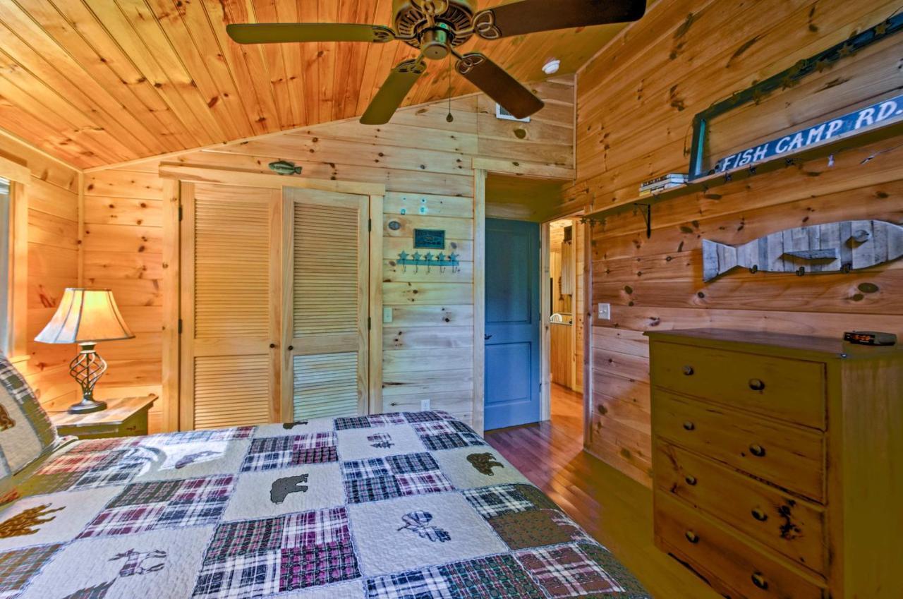 Bryson City Cabin With Fire Pit On Coopers Creek! Eksteriør billede